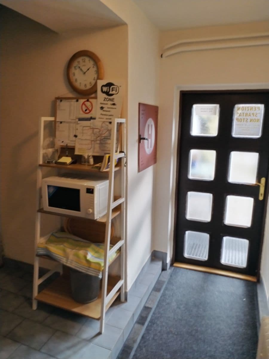 Pronájem bytu 1+1 27 m², Ústecká, Praha, Praha Pronájem bytu 1+1 27 m², Ústecká, Praha, Praha