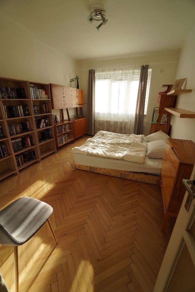 Prodej bytu 3+1 64 m², 5. května, Praha, Praha Prodej bytu 3+1 64 m², 5. května, Praha, Praha