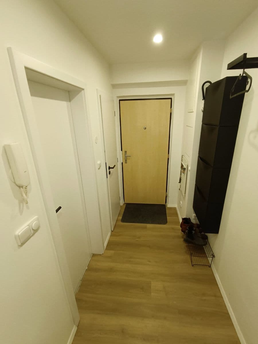 Pronájem bytu 3+kk 58 m², sídl. Hůrka, Kralupy nad Vltavou, Středočeský kraj Pronájem bytu 3+kk 58 m², sídl. Hůrka, Kralupy nad Vltavou, Středočeský kraj