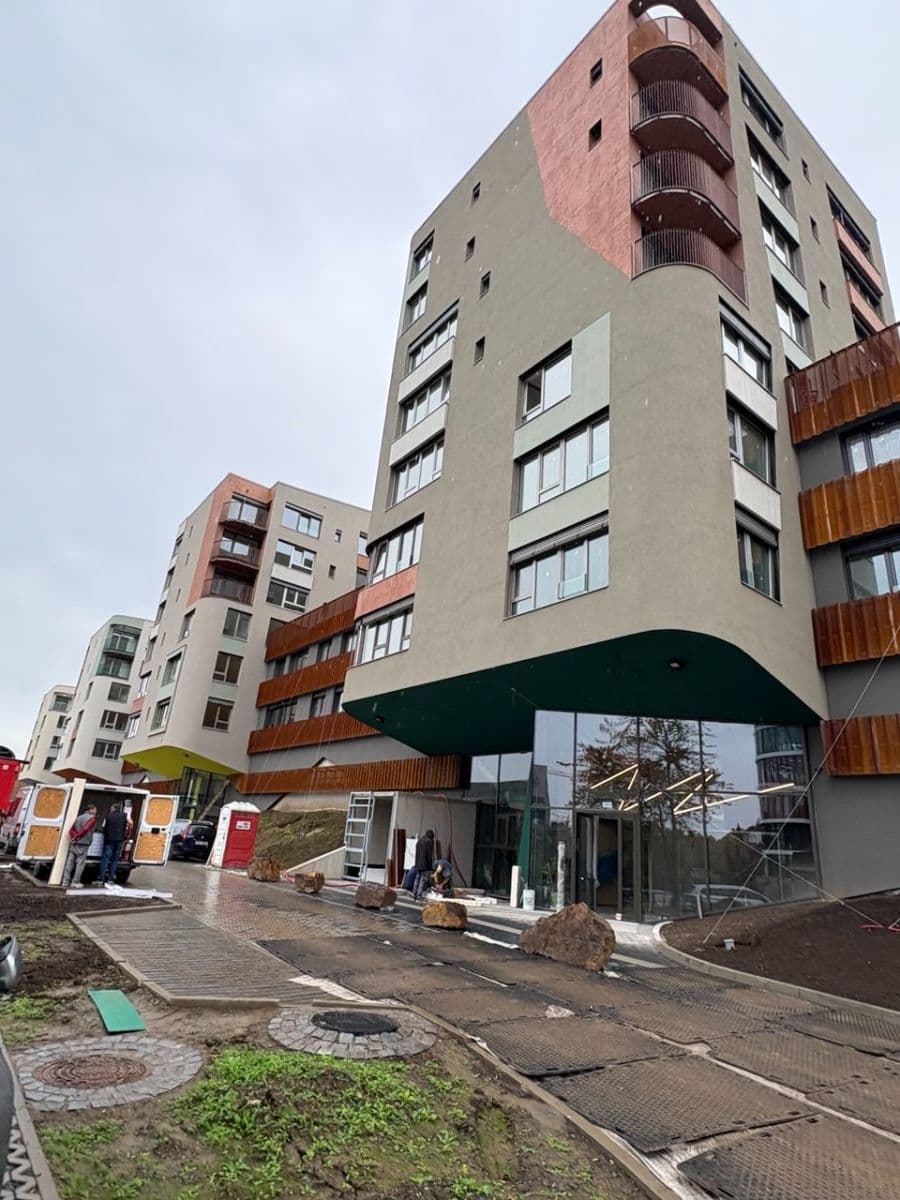 Pronájem bytu 1+kk 29 m², U Komína, Praha, Praha Pronájem bytu 1+kk 29 m², U Komína, Praha, Praha