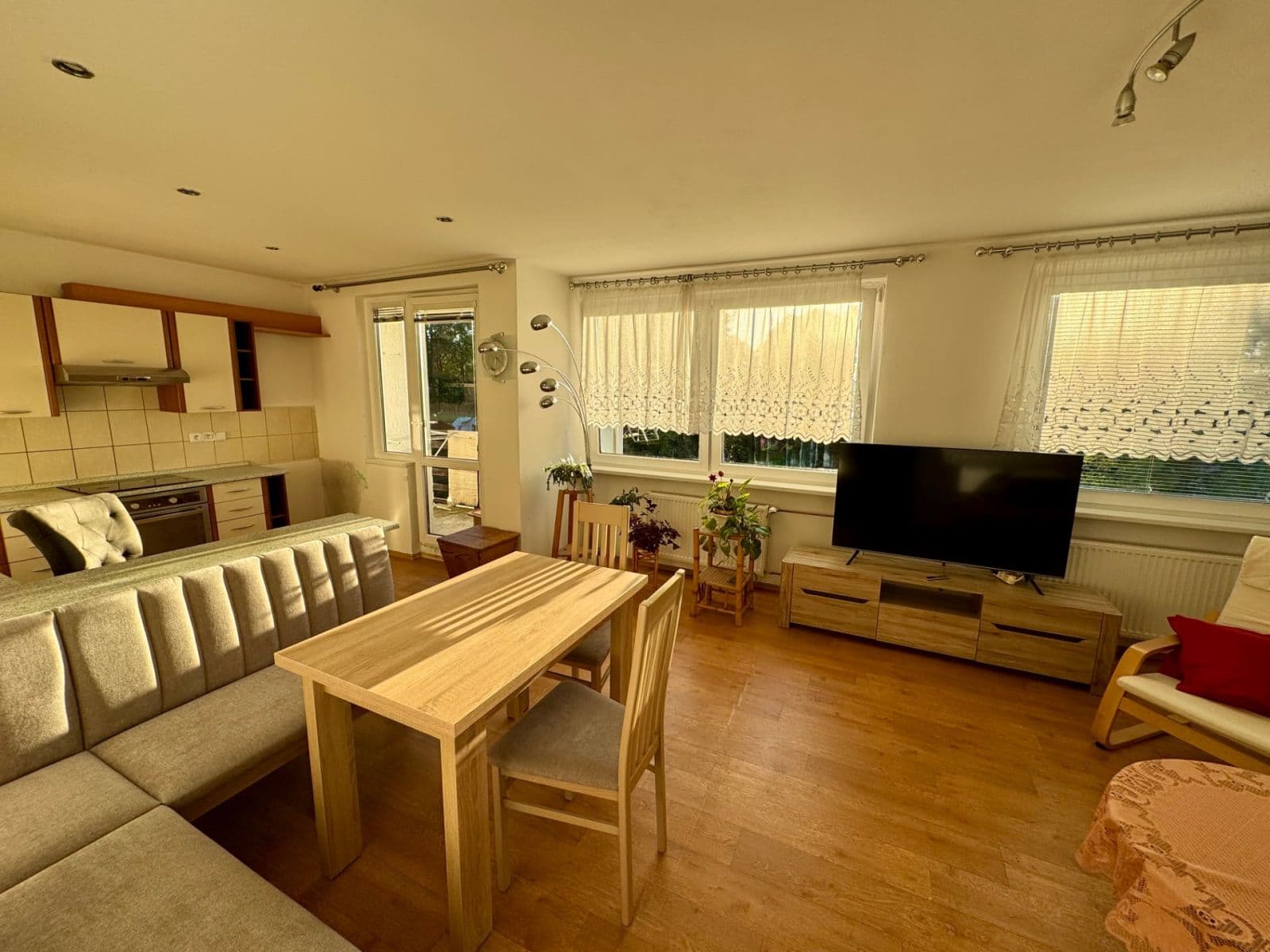 Prodej domu 107 m², pozemek 395 m², Kounice, Horní Slavkov, Karlovarský kraj Prodej domu 107 m², pozemek 395 m², Kounice, Horní Slavkov, Karlovarský kraj