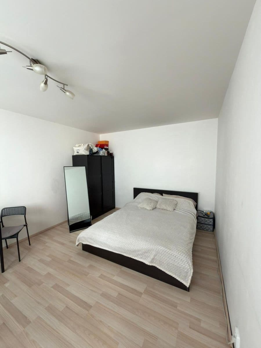 Pronájem bytu 1+1 27 m², Kahovská, Praha, Praha Pronájem bytu 1+1 27 m², Kahovská, Praha, Praha