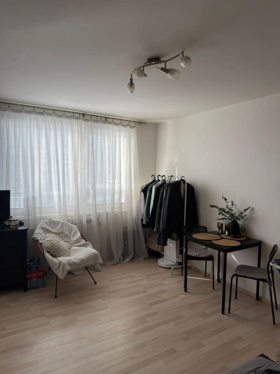 Pronájem bytu 1+1 27 m², Kahovská, Praha, Praha Pronájem bytu 1+1 27 m², Kahovská, Praha, Praha