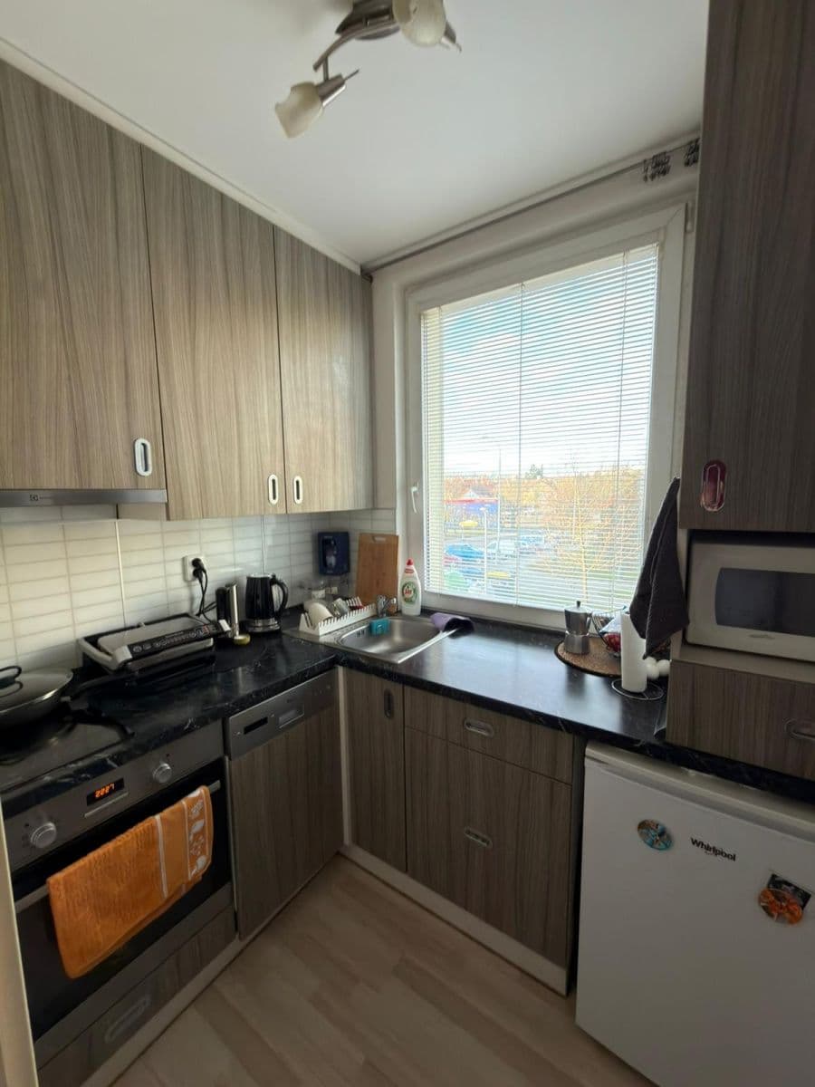 Pronájem bytu 1+1 27 m², Kahovská, Praha, Praha Pronájem bytu 1+1 27 m², Kahovská, Praha, Praha