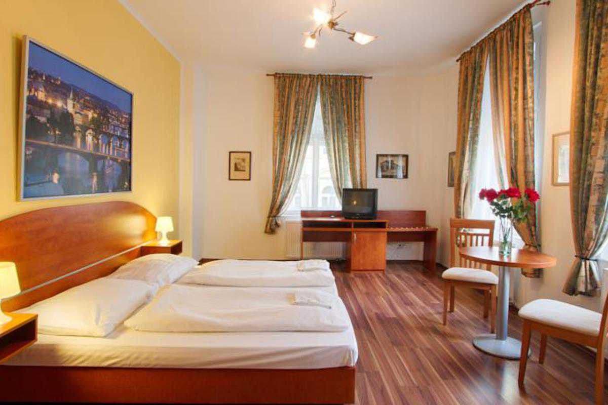 Pronájem bytu 50 m², Kamenická, Praha, Praha Pronájem bytu 50 m², Kamenická, Praha, Praha