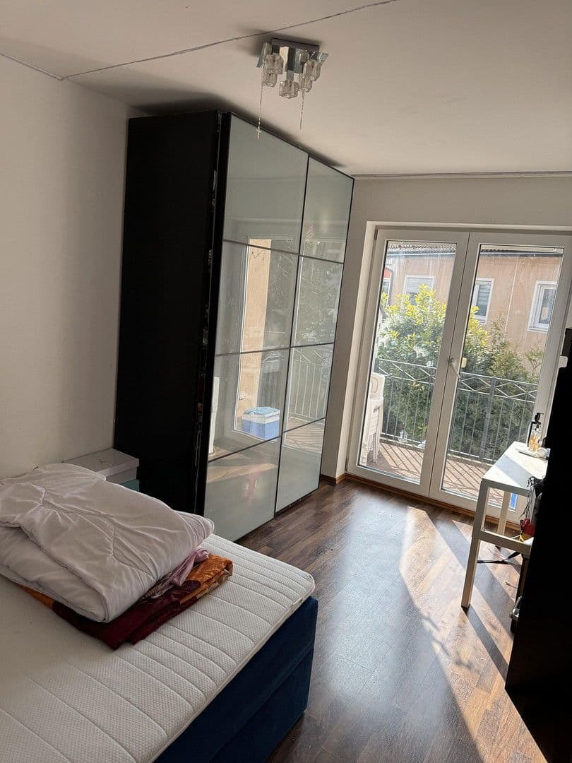 Prodej domu 122 m², pozemek 122 m², Olching, Bavorsko Prodej domu 122 m², pozemek 122 m², Olching, Bavorsko