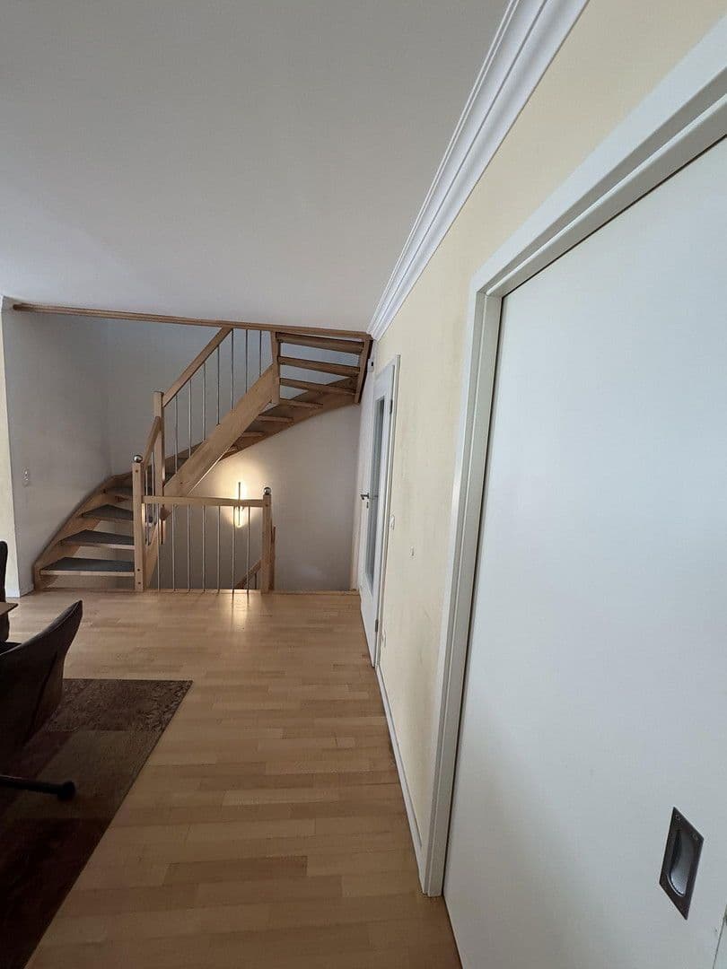 Prodej domu 122 m², pozemek 122 m², Olching, Bavorsko Prodej domu 122 m², pozemek 122 m², Olching, Bavorsko