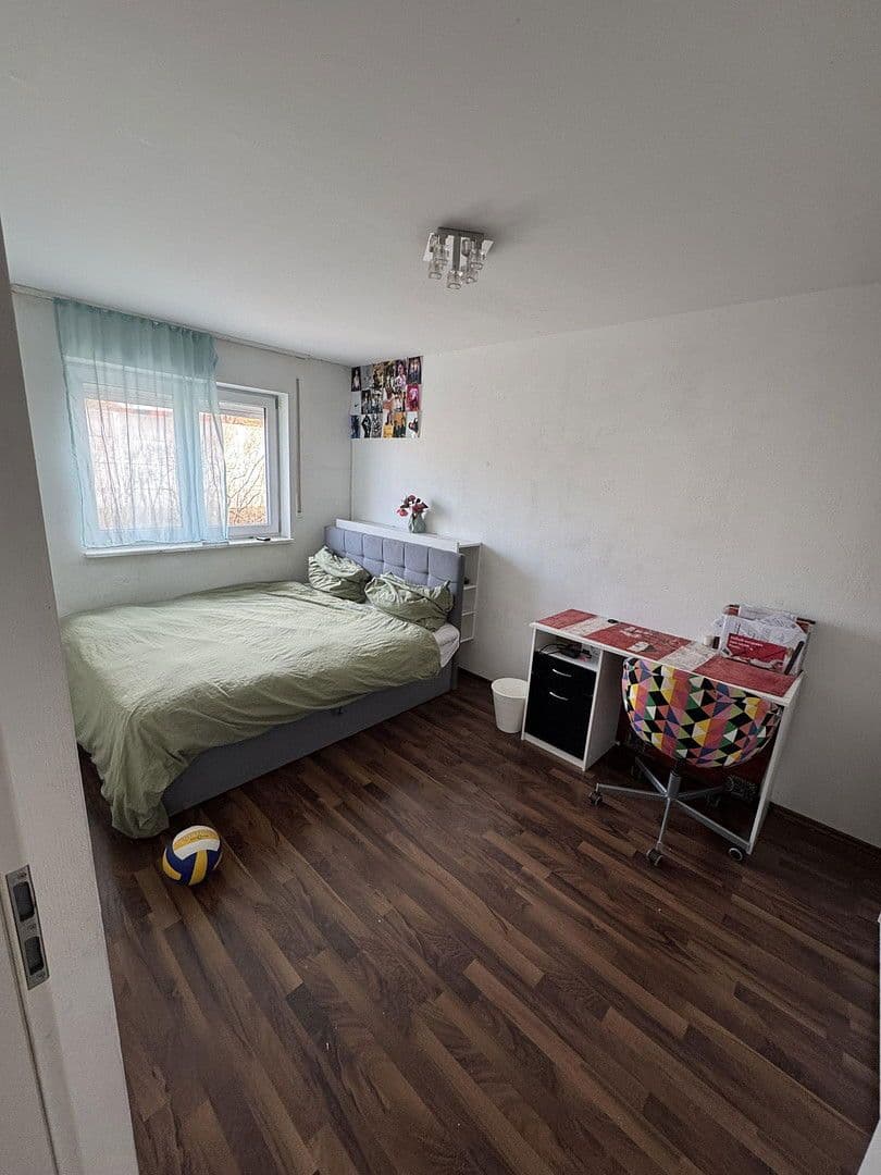 Prodej domu 122 m², pozemek 122 m², Olching, Bavorsko Prodej domu 122 m², pozemek 122 m², Olching, Bavorsko