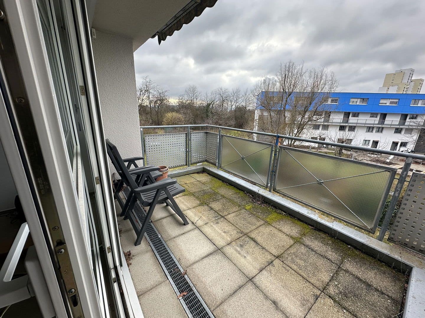 Pronájem bytu 3+1 72 m², Graugansstraße 34, Stuttgart, Bádensko-Württembersko Pronájem bytu 3+1 72 m², Graugansstraße 34, Stuttgart, Bádensko-Württembersko