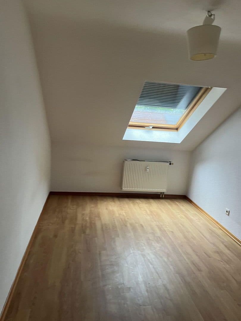 Pronájem bytu 2+1 50 m², Sandhausen, Bádensko-Württembersko Pronájem bytu 2+1 50 m², Sandhausen, Bádensko-Württembersko