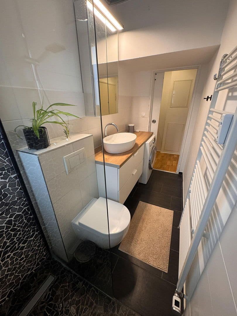 Prodej bytu 2+1 49 m², Berlin, Berlín Prodej bytu 2+1 49 m², Berlin, Berlín