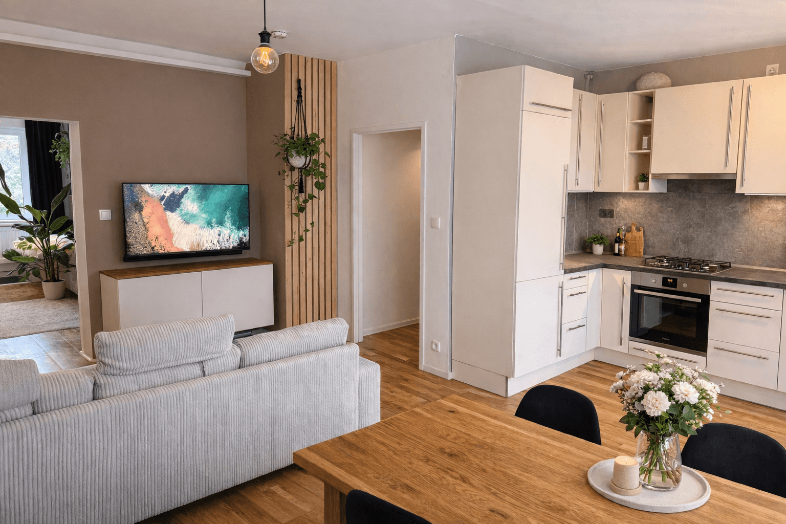 Prodej bytu 2+1 49 m², Berlin, Berlín Prodej bytu 2+1 49 m², Berlin, Berlín