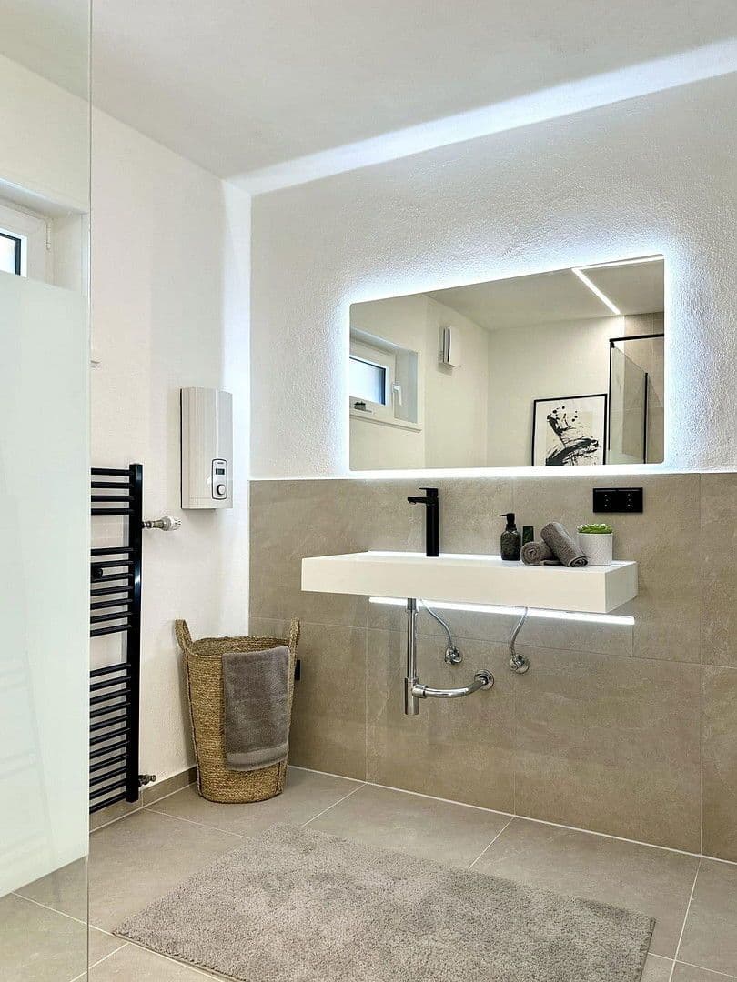 Prodej bytu 4+1 91 m², Zum Ehranger Wald 11, Trier, Porýní-Falc Prodej bytu 4+1 91 m², Zum Ehranger Wald 11, Trier, Porýní-Falc