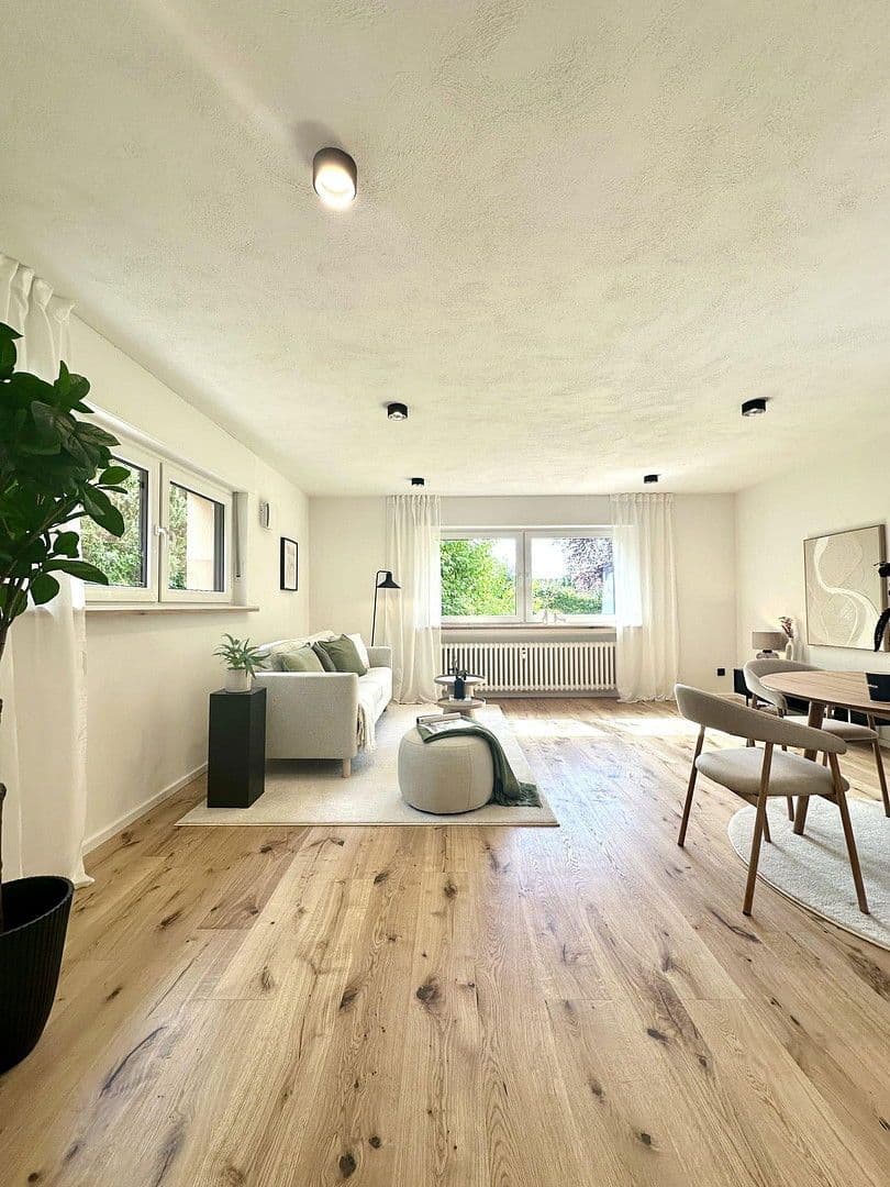 Prodej bytu 4+1 91 m², Zum Ehranger Wald 11, Trier, Porýní-Falc Prodej bytu 4+1 91 m², Zum Ehranger Wald 11, Trier, Porýní-Falc