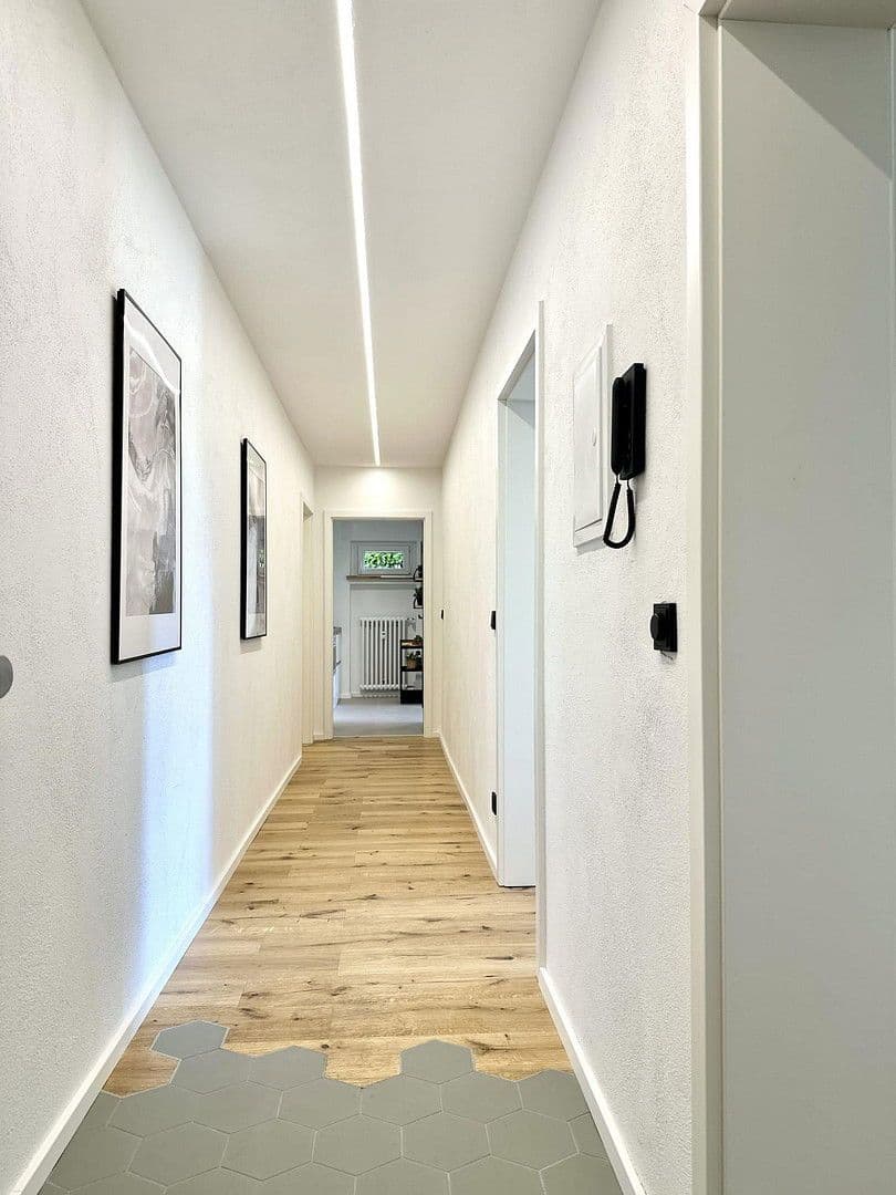 Prodej bytu 4+1 91 m², Zum Ehranger Wald 11, Trier, Porýní-Falc Prodej bytu 4+1 91 m², Zum Ehranger Wald 11, Trier, Porýní-Falc