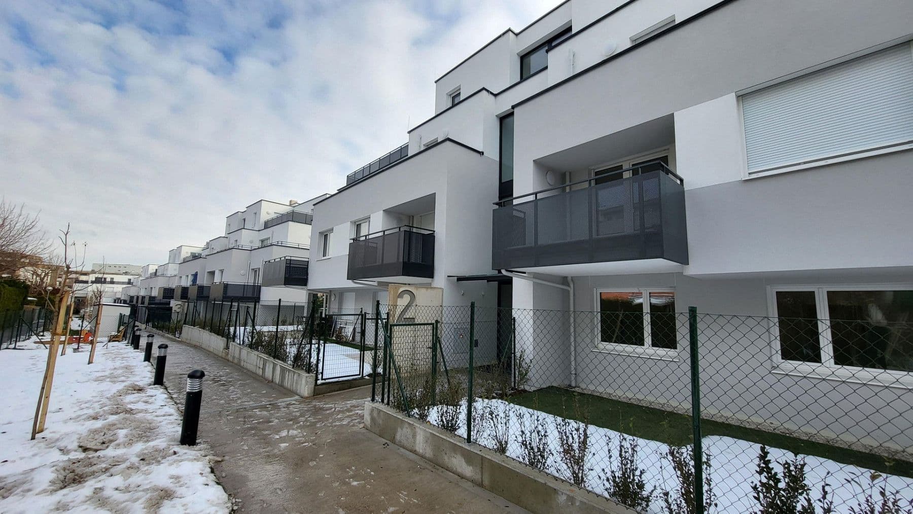 Pronájem bytu 2+1 45 m², Am Kanal 111/2/9, Wien, Wien Pronájem bytu 2+1 45 m², Am Kanal 111/2/9, Wien, Wien