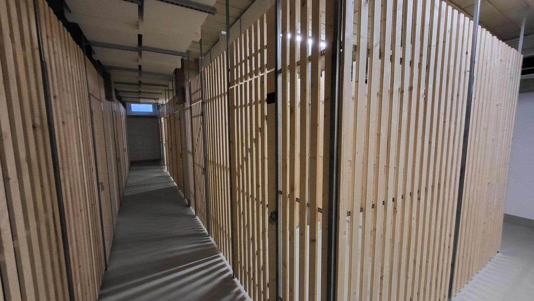 Pronájem bytu 2+1 45 m², Am Kanal 111/2/9, Wien, Wien Pronájem bytu 2+1 45 m², Am Kanal 111/2/9, Wien, Wien