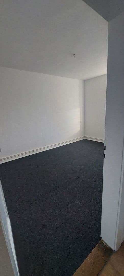 Pronájem bytu 3+1 65 m², Giesen, Dolní Sasko Pronájem bytu 3+1 65 m², Giesen, Dolní Sasko
