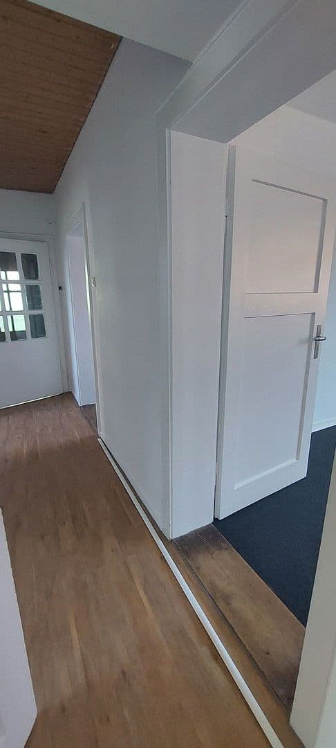 Pronájem bytu 3+1 65 m², Giesen, Dolní Sasko Pronájem bytu 3+1 65 m², Giesen, Dolní Sasko