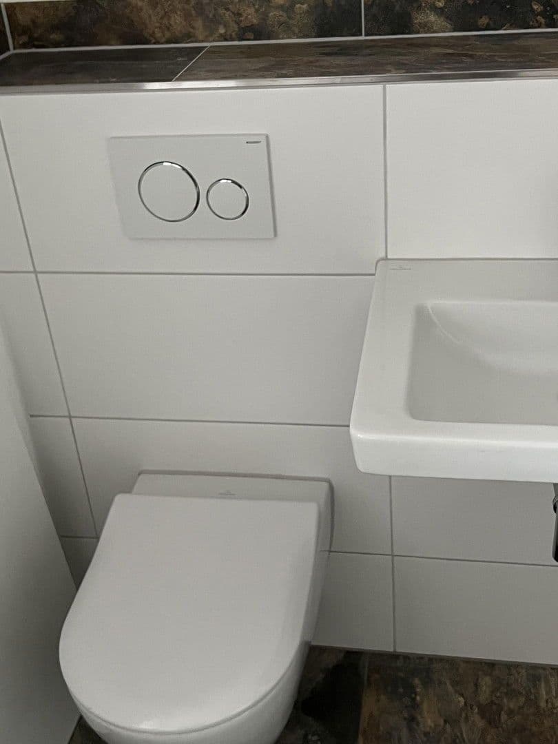 Pronájem domu 195 m², pozemek 400 m², Meiereiweg 25, Pirna, Sasko Pronájem domu 195 m², pozemek 400 m², Meiereiweg 25, Pirna, Sasko