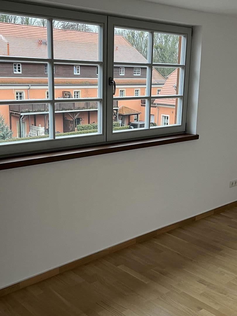 Pronájem domu 195 m², pozemek 400 m², Meiereiweg 25, Pirna, Sasko Pronájem domu 195 m², pozemek 400 m², Meiereiweg 25, Pirna, Sasko