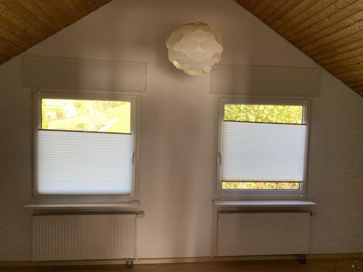 Prodej domu 236 m², pozemek 692 m², Hirschenweg 14, Buchenbach, Bádensko-Württembersko Prodej domu 236 m², pozemek 692 m², Hirschenweg 14, Buchenbach, Bádensko-Württembersko