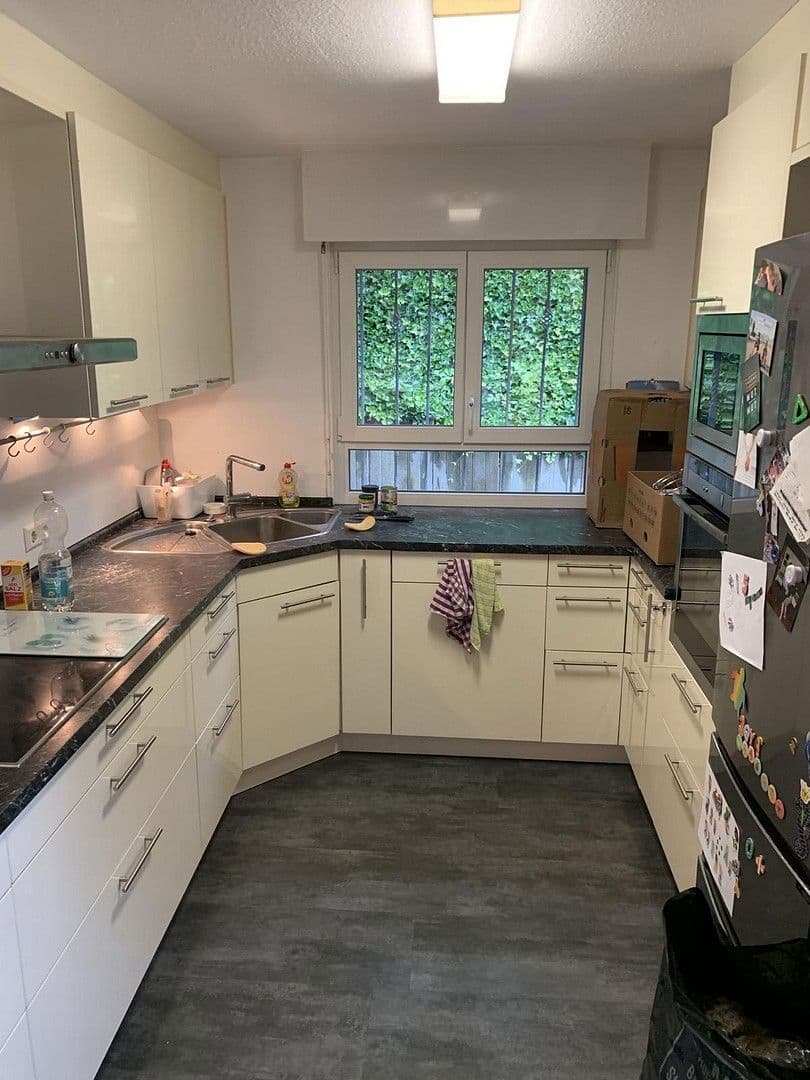 Prodej domu 236 m², pozemek 692 m², Hirschenweg 14, Buchenbach, Bádensko-Württembersko Prodej domu 236 m², pozemek 692 m², Hirschenweg 14, Buchenbach, Bádensko-Württembersko