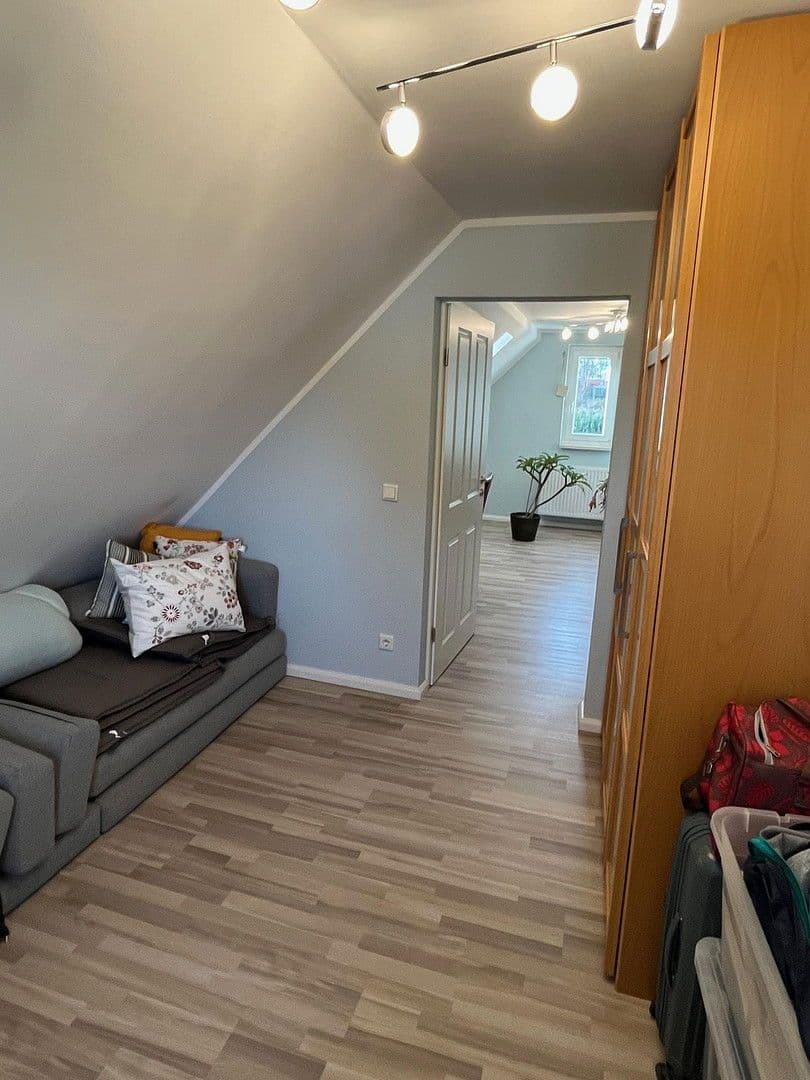 Prodej domu 122 m², pozemek 602 m², Düsseldorf, Severní Porýní-Vestfálsko Prodej domu 122 m², pozemek 602 m², Düsseldorf, Severní Porýní-Vestfálsko