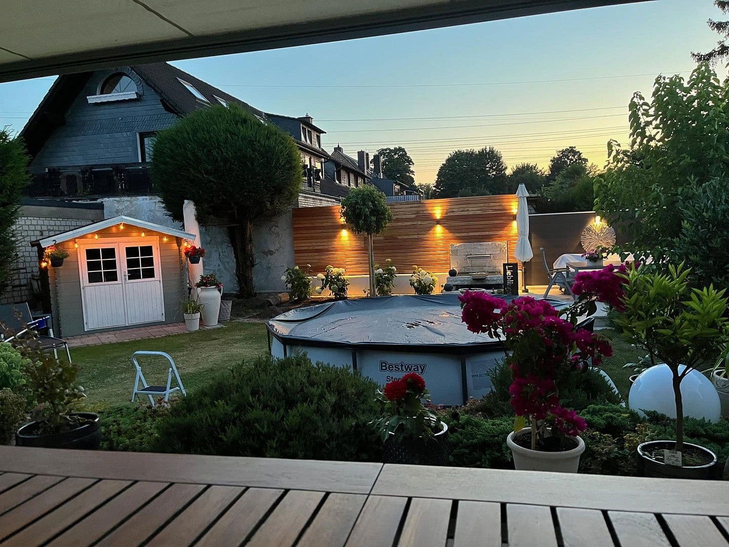 Prodej domu 122 m², pozemek 602 m², Düsseldorf, Severní Porýní-Vestfálsko Prodej domu 122 m², pozemek 602 m², Düsseldorf, Severní Porýní-Vestfálsko