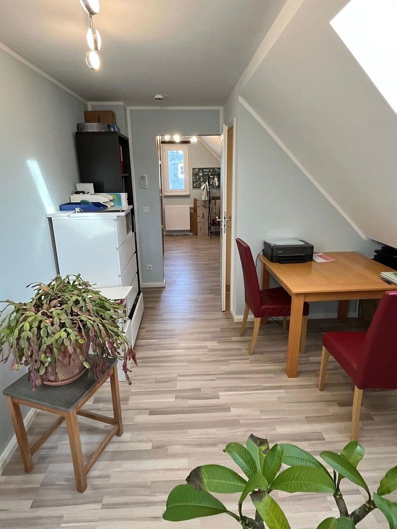 Prodej domu 122 m², pozemek 602 m², Düsseldorf, Severní Porýní-Vestfálsko Prodej domu 122 m², pozemek 602 m², Düsseldorf, Severní Porýní-Vestfálsko