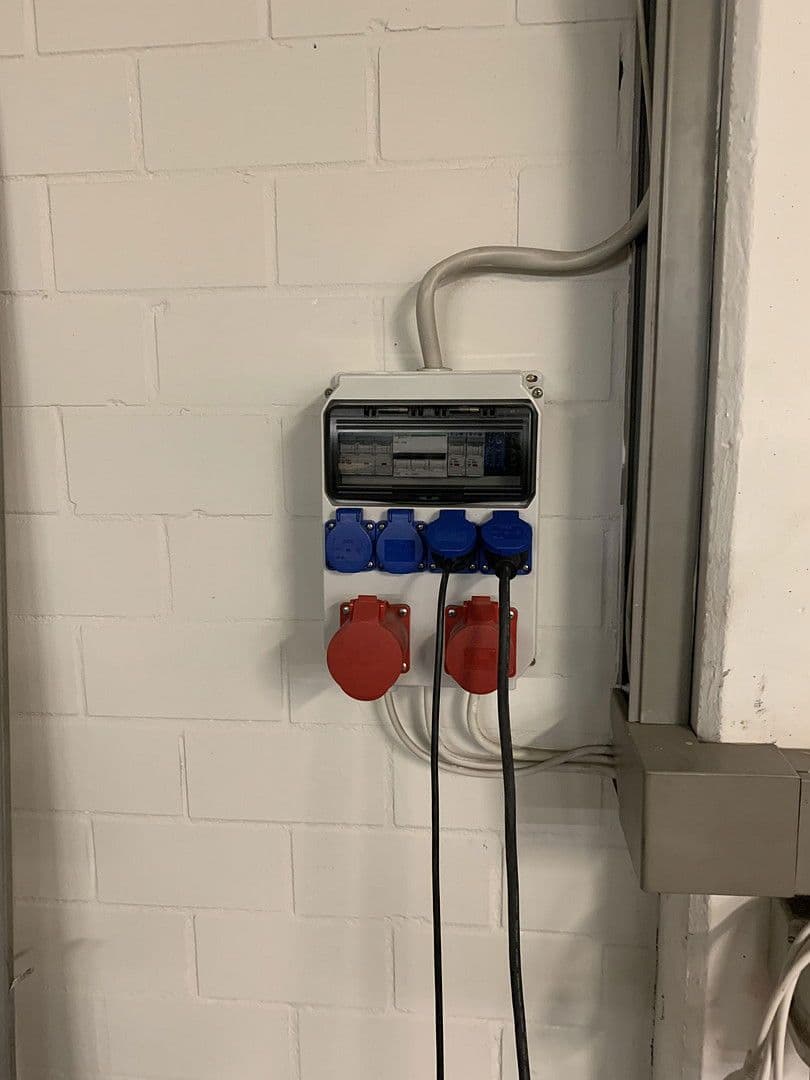 Pronájem nebytového prostoru 60 m², Dieselstrasse 1, Rottenburg a. d. Laaber, Bavorsko Pronájem nebytového prostoru 60 m², Dieselstrasse 1, Rottenburg a. d. Laaber, Bavorsko