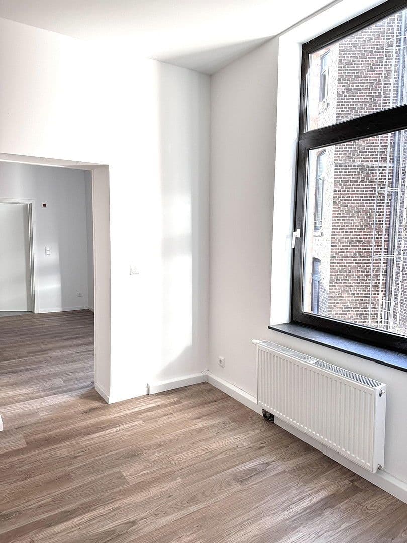 Prodej bytu 4+1 86 m², Adalbertsteinweg 204, Cáchy, Severní Porýní-Vestfálsko Prodej bytu 4+1 86 m², Adalbertsteinweg 204, Cáchy, Severní Porýní-Vestfálsko