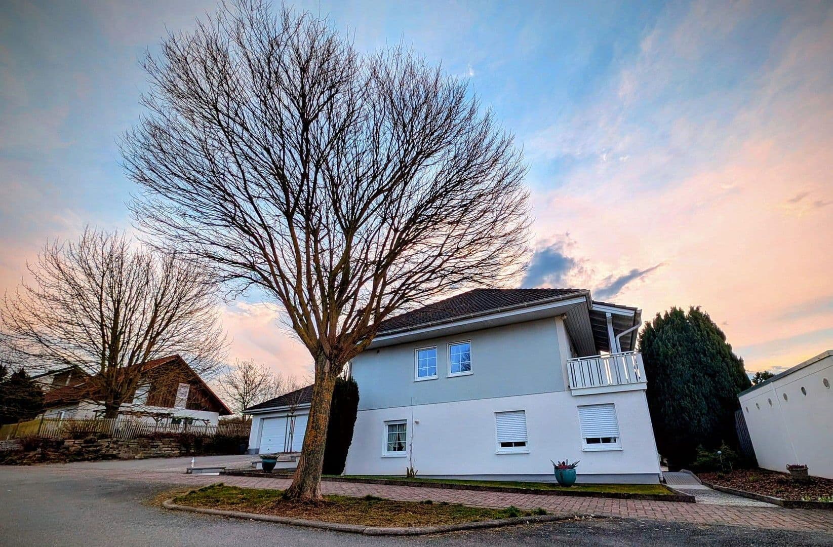 Prodej domu 230 m², pozemek 809 m², Volkmarsen, Hessen Prodej domu 230 m², pozemek 809 m², Volkmarsen, Hessen