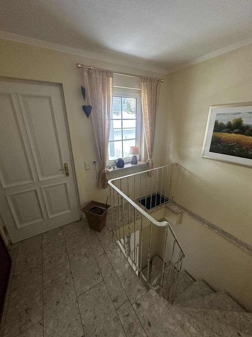 Prodej domu 230 m², pozemek 809 m², Volkmarsen, Hessen Prodej domu 230 m², pozemek 809 m², Volkmarsen, Hessen