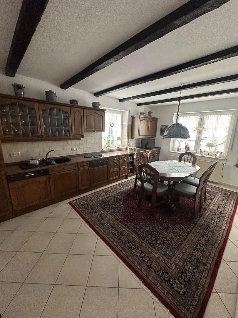 Prodej domu 230 m², pozemek 809 m², Volkmarsen, Hessen Prodej domu 230 m², pozemek 809 m², Volkmarsen, Hessen