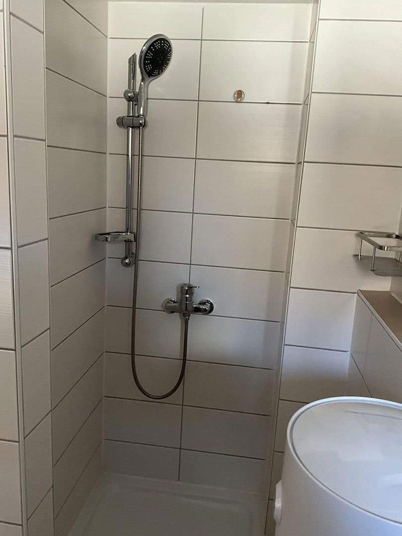 Pronájem domu 88 m², pozemek 42 m², Frankenthal, Porýní-Falc Pronájem domu 88 m², pozemek 42 m², Frankenthal, Porýní-Falc