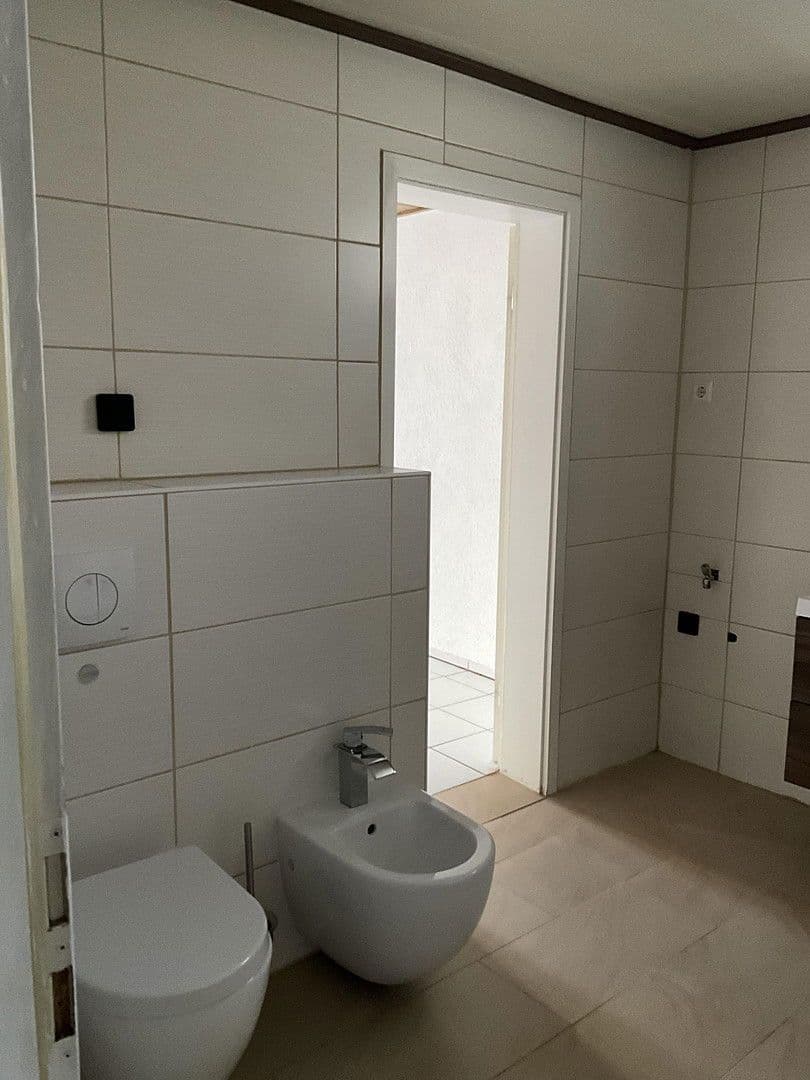 Pronájem domu 88 m², pozemek 42 m², Frankenthal, Porýní-Falc Pronájem domu 88 m², pozemek 42 m², Frankenthal, Porýní-Falc