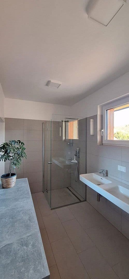 Prodej domu 141 m², pozemek 200 m², Altgasse 8/3, St. Andrä Wördern, Dolní Rakousko Prodej domu 141 m², pozemek 200 m², Altgasse 8/3, St. Andrä Wördern, Dolní Rakousko