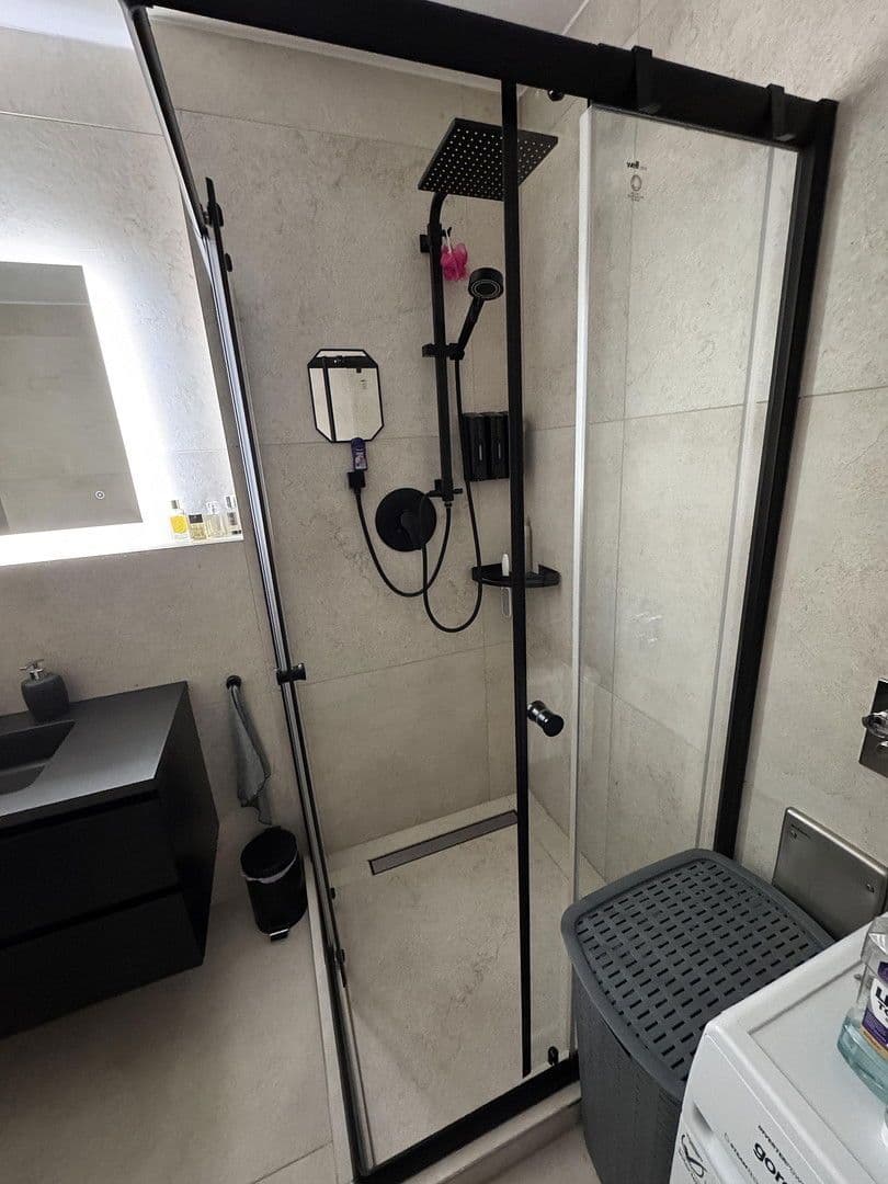 Prodej bytu 2+1 50 m², Bei den Linden 7, Laichingen, Bádensko-Württembersko Prodej bytu 2+1 50 m², Bei den Linden 7, Laichingen, Bádensko-Württembersko