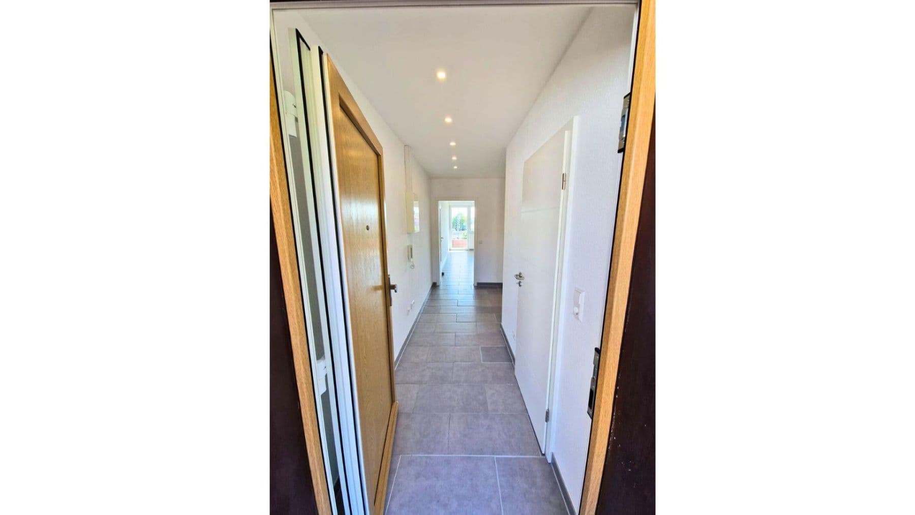 Prodej bytu 2+1 50 m², Lessingstr. 12, Heidelberg, Bádensko-Württembersko Prodej bytu 2+1 50 m², Lessingstr. 12, Heidelberg, Bádensko-Württembersko