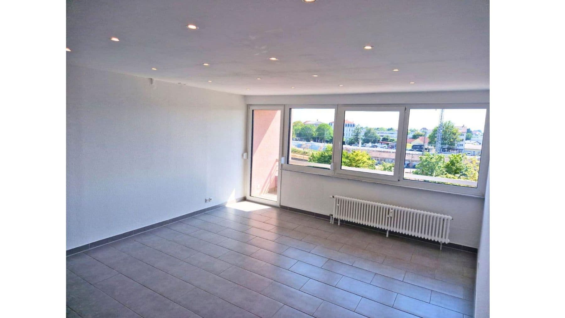 Prodej bytu 2+1 50 m², Lessingstr. 12, Heidelberg, Bádensko-Württembersko Prodej bytu 2+1 50 m², Lessingstr. 12, Heidelberg, Bádensko-Württembersko