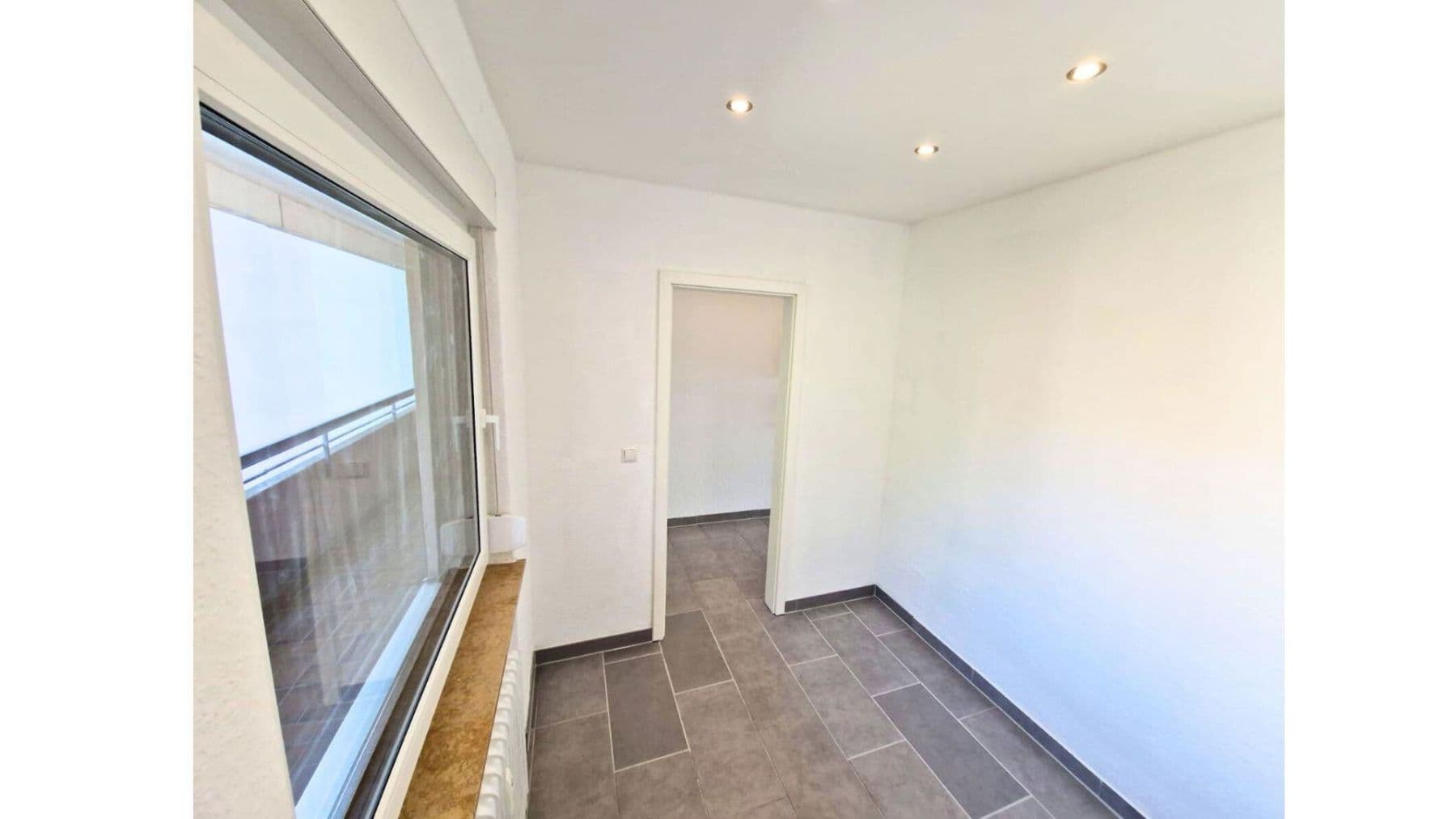 Prodej bytu 2+1 50 m², Lessingstr. 12, Heidelberg, Bádensko-Württembersko Prodej bytu 2+1 50 m², Lessingstr. 12, Heidelberg, Bádensko-Württembersko