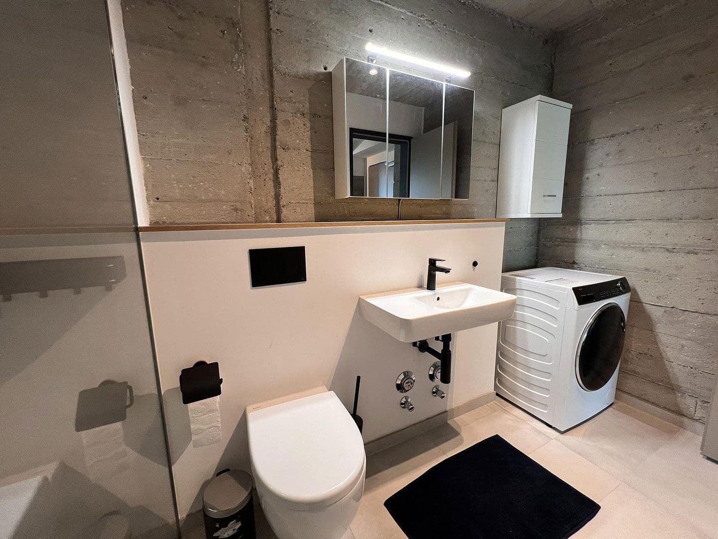 Pronájem bytu 1+1 53 m², Habichtstraße 37, Hamburg, Hamburg Pronájem bytu 1+1 53 m², Habichtstraße 37, Hamburg, Hamburg