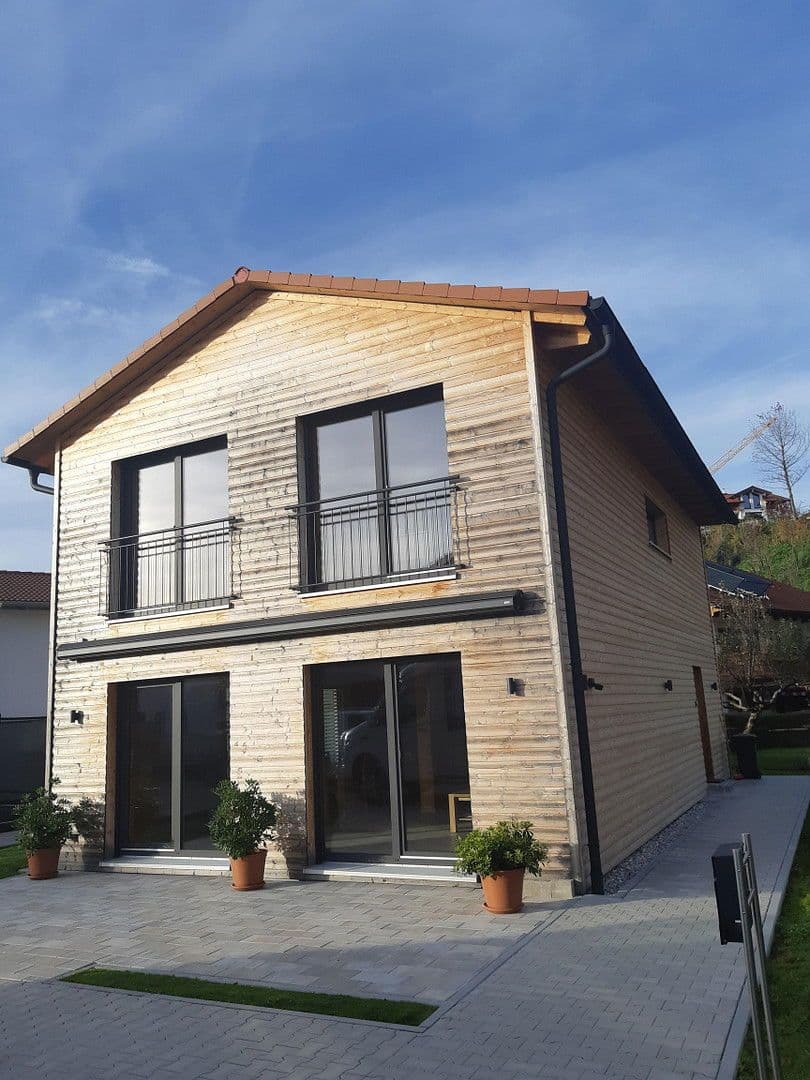 Prodej domu 144 m², pozemek 360 m², Siegsdorf, Bavorsko Prodej domu 144 m², pozemek 360 m², Siegsdorf, Bavorsko