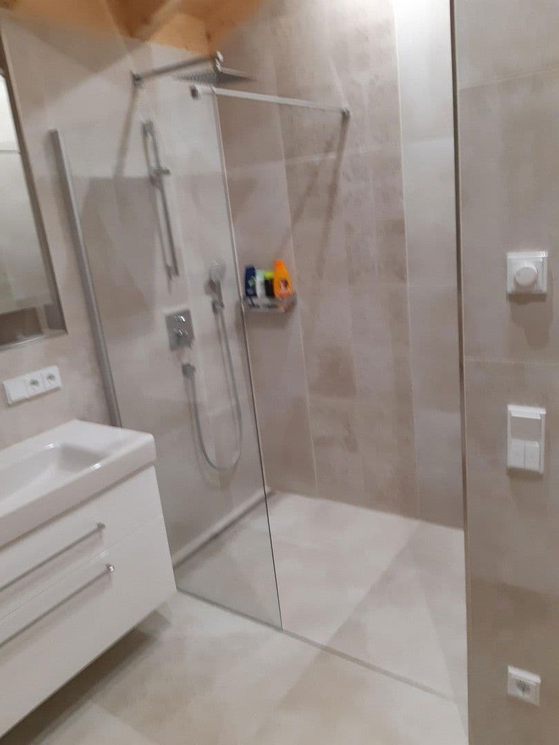 Prodej domu 144 m², pozemek 360 m², Siegsdorf, Bavorsko Prodej domu 144 m², pozemek 360 m², Siegsdorf, Bavorsko