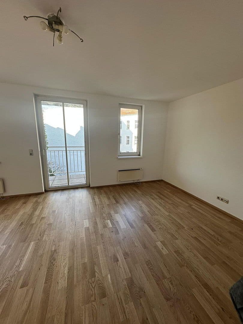 Pronájem bytu 1+1 27 m², Spittelauer Lände 9, Wien, Wien Pronájem bytu 1+1 27 m², Spittelauer Lände 9, Wien, Wien
