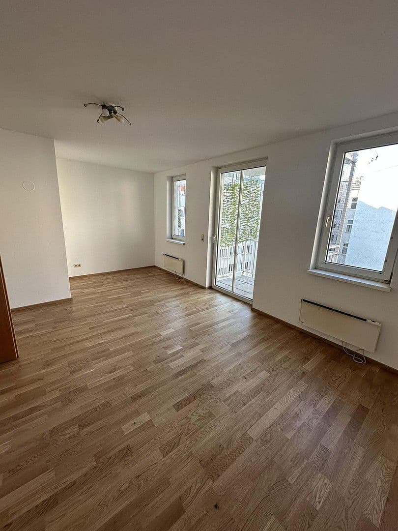 Pronájem bytu 1+1 27 m², Spittelauer Lände 9, Wien, Wien Pronájem bytu 1+1 27 m², Spittelauer Lände 9, Wien, Wien