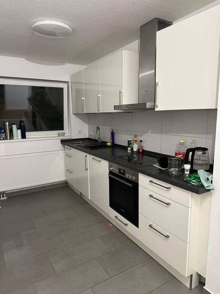 Pronájem bytu 4+1 95 m², Mannheim, Bádensko-Württembersko Pronájem bytu 4+1 95 m², Mannheim, Bádensko-Württembersko