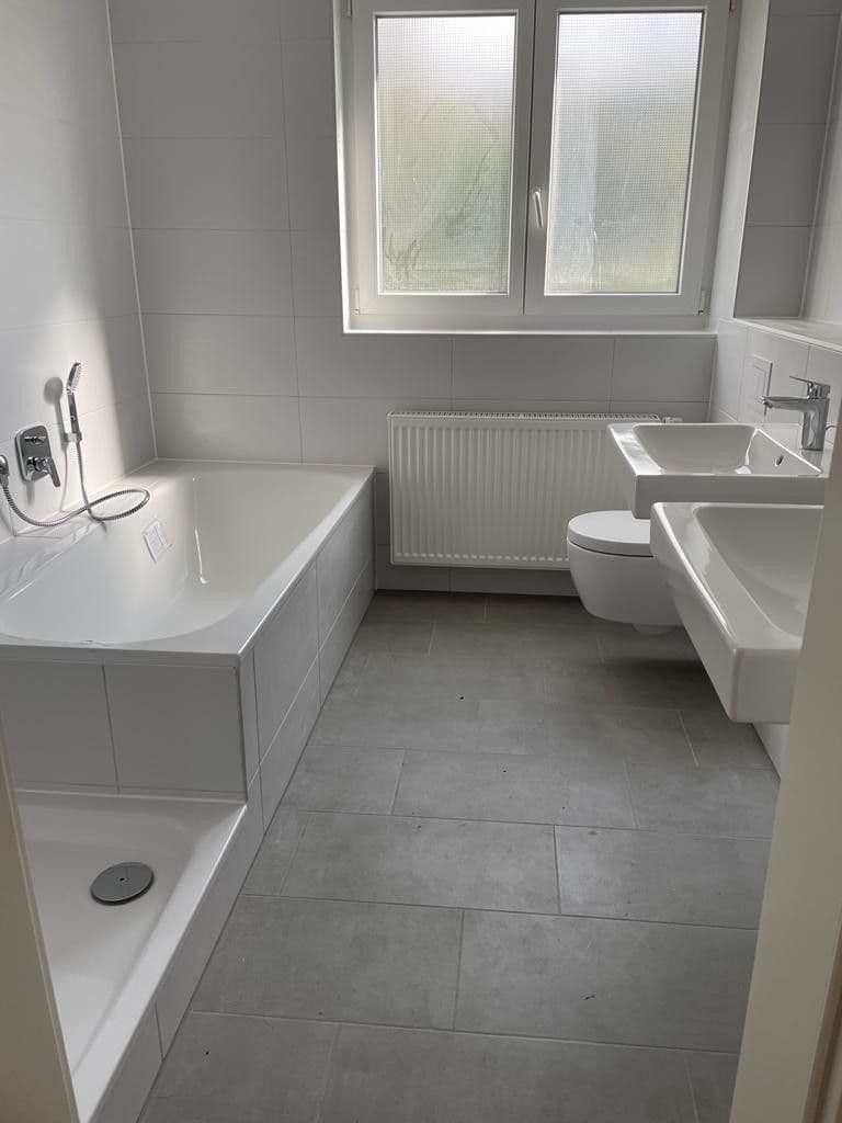 Pronájem bytu 4+1 95 m², Mannheim, Bádensko-Württembersko Pronájem bytu 4+1 95 m², Mannheim, Bádensko-Württembersko