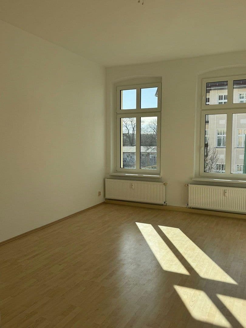 Pronájem bytu 4+1 105 m², Eisenbahnstraße 46, Eberswalde, Braniborsko Pronájem bytu 4+1 105 m², Eisenbahnstraße 46, Eberswalde, Braniborsko
